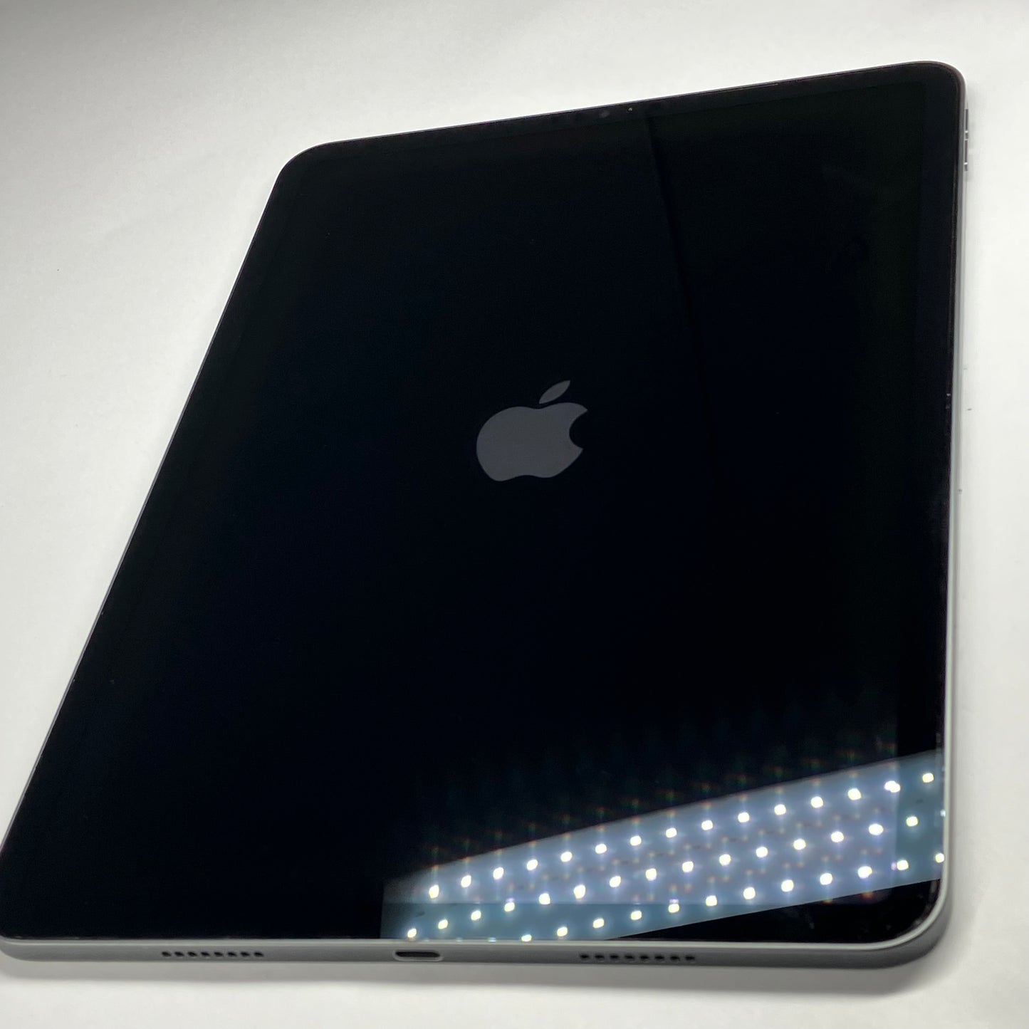 WiFi Only Apple iPad Pro 11" 3rd Gen 256GB Space Gray MHQU3LL/A