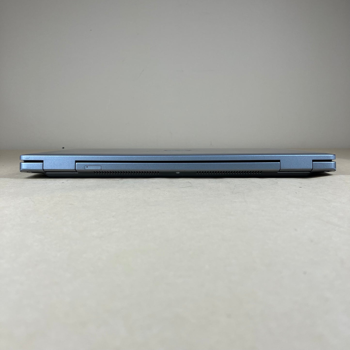 Dell Latitude 5520 15.6" i7-1185G7 3.0GHz 16GB RAM NO SSD NO OS