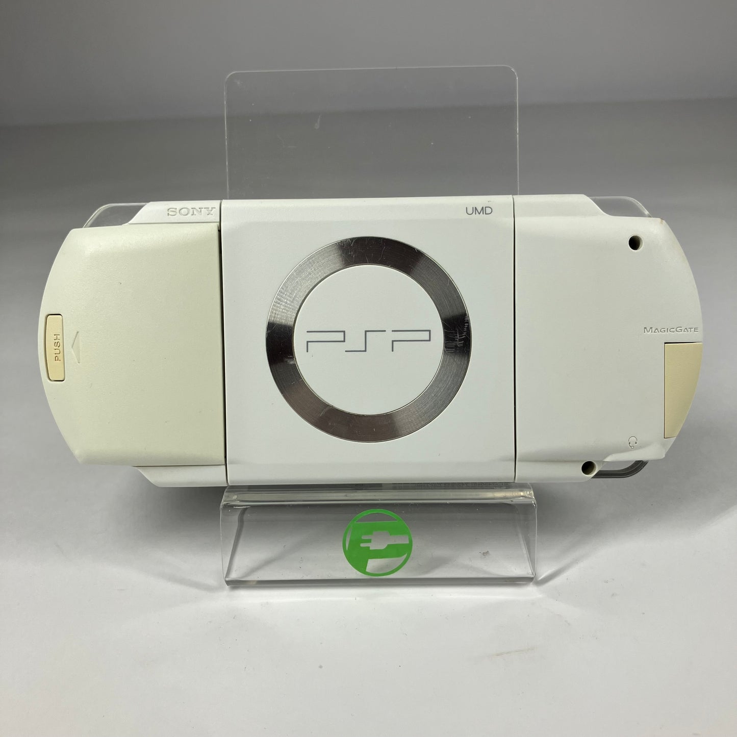 Sony PlayStation Portable PSP PSP-1000 Handheld Console Gaming System White