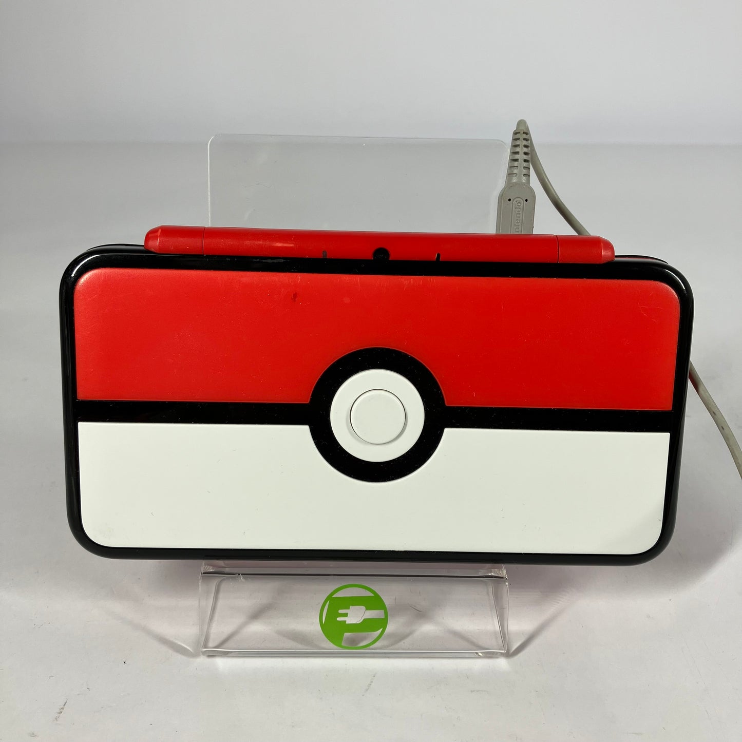 New Nintendo 2DS XL Handheld Game Console JAN-001 Poke Ball