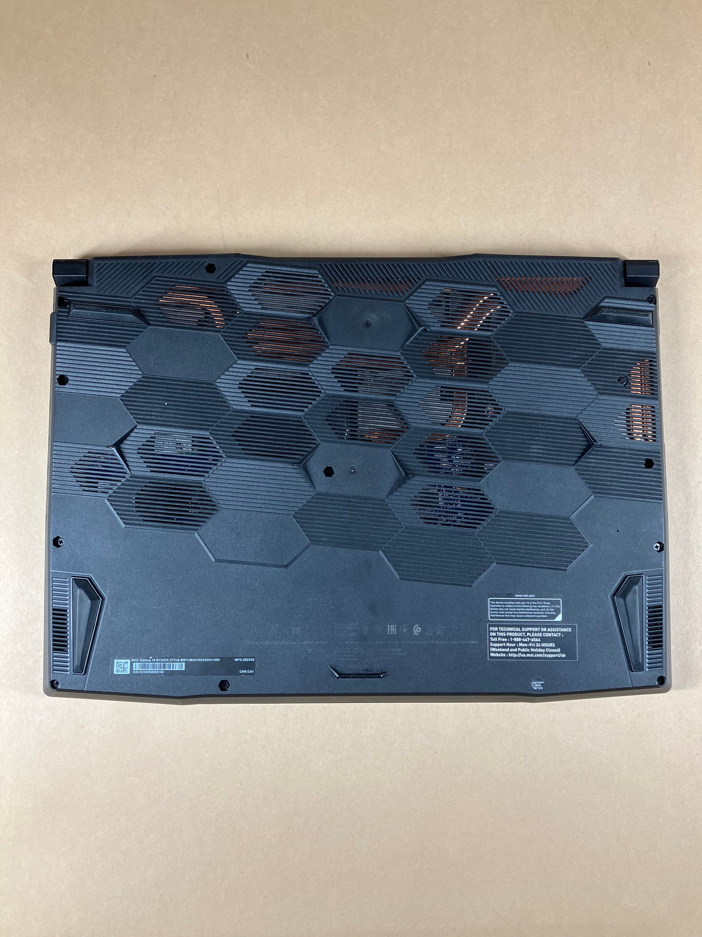 MSI Katana 15 B13V B13VEK 15.6" i7-13620H 16GB RAM 1TB SSD GeForce RTX 4050