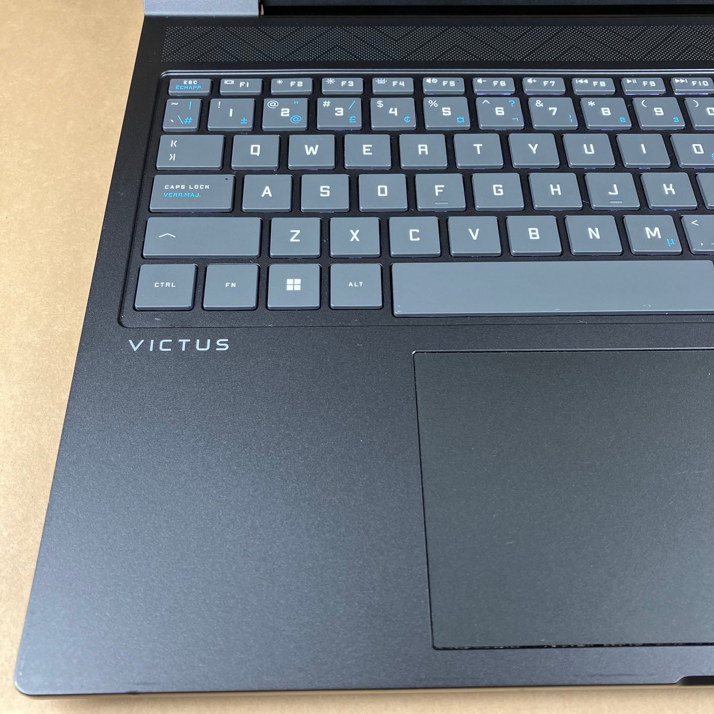 HP Victus 16-S0010CA 16" Ryzen 7 7840HS 3.8GHz 40GB RAM 1TB SSD GeForce RTX 4060