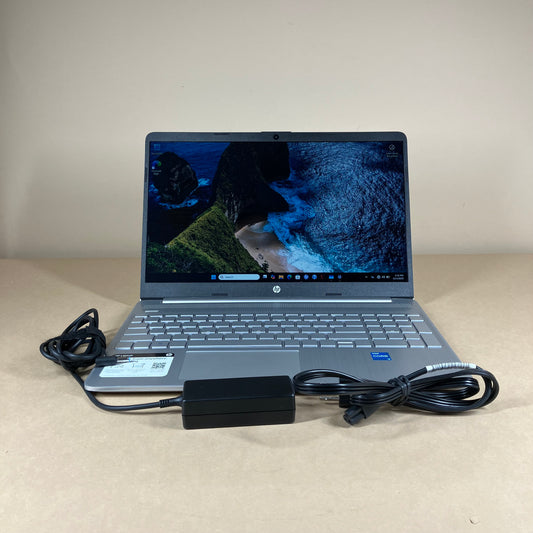 HP Laptop 15-DY5033DX 15.6" i3-1215U 1.2GHz 8GB RAM 256GB SSD