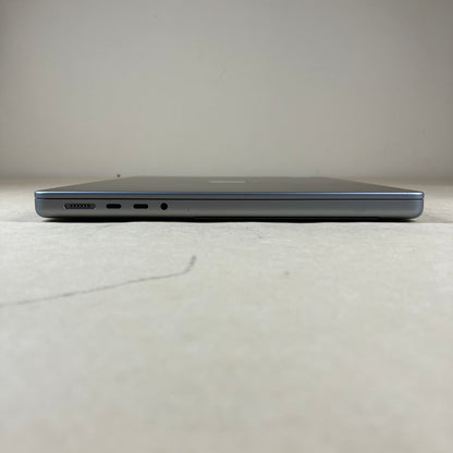 2021 Apple MacBook Pro 14" M1 Pro 14 Core 3.2GHz 16GB RAM 512GB SSD MKGP3LL/A