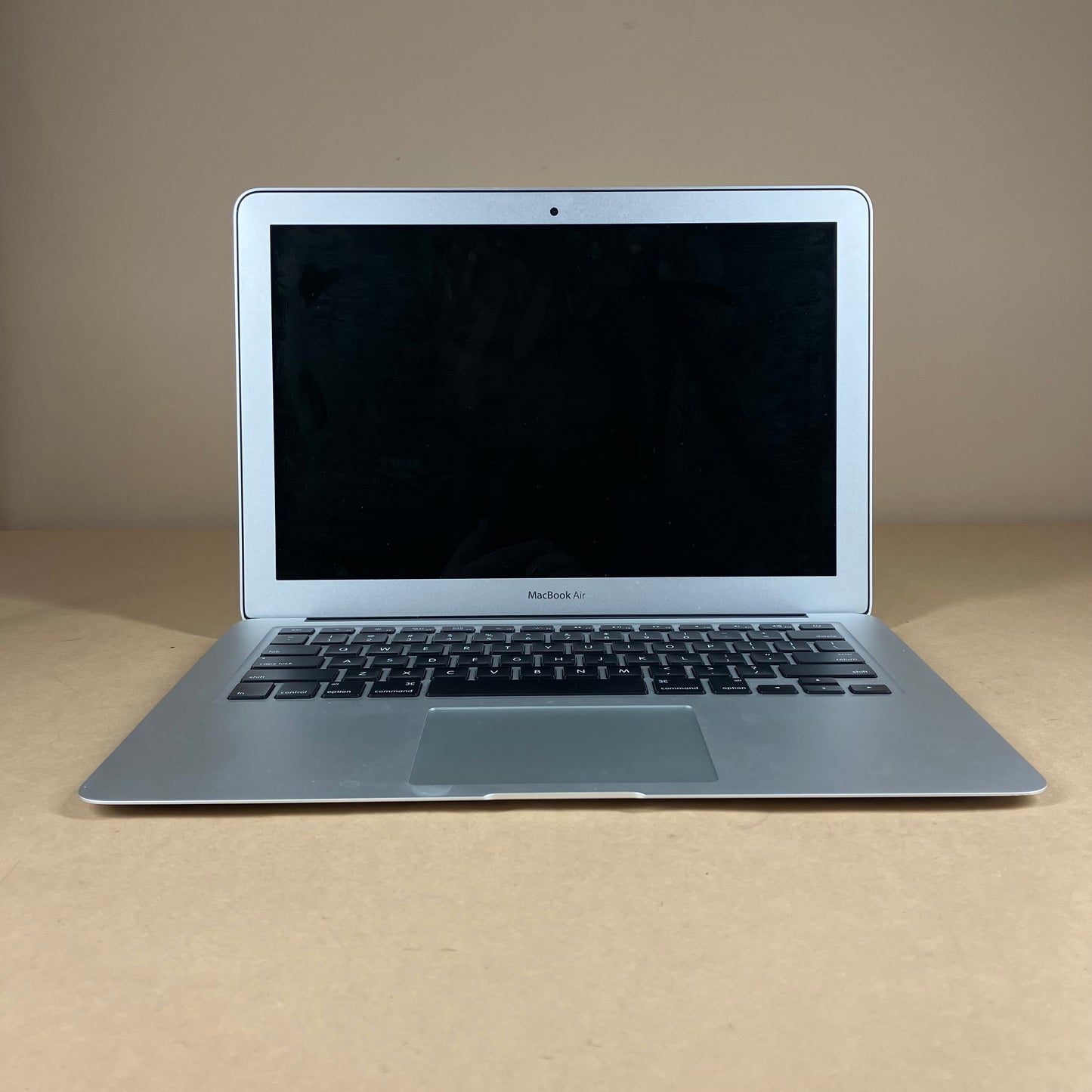 2017 Apple MacBook Air 13.3" i5 1.8GHz 8GB RAM 128GB SSD Silver A1466