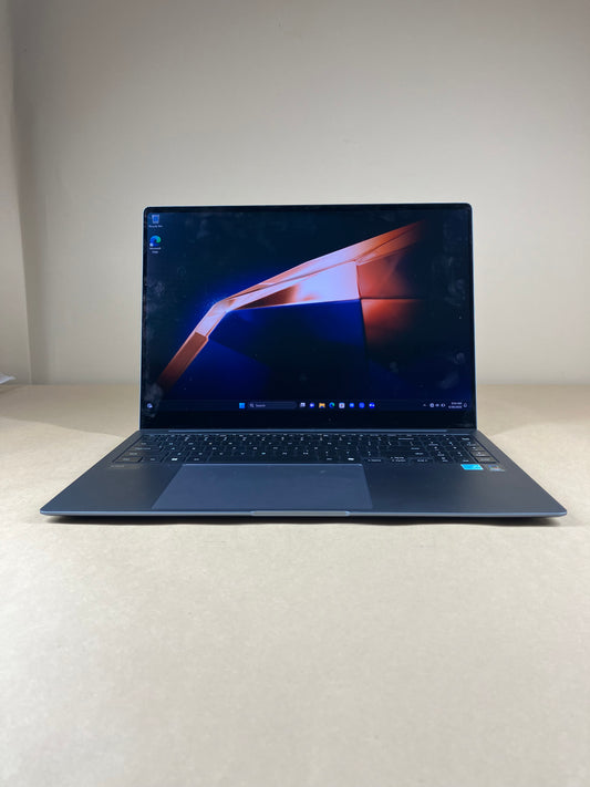 Samsung book4 NP960XGK 16" Core Ultra 7 155H 3.8GHz 16GB RAM 1TB SSD