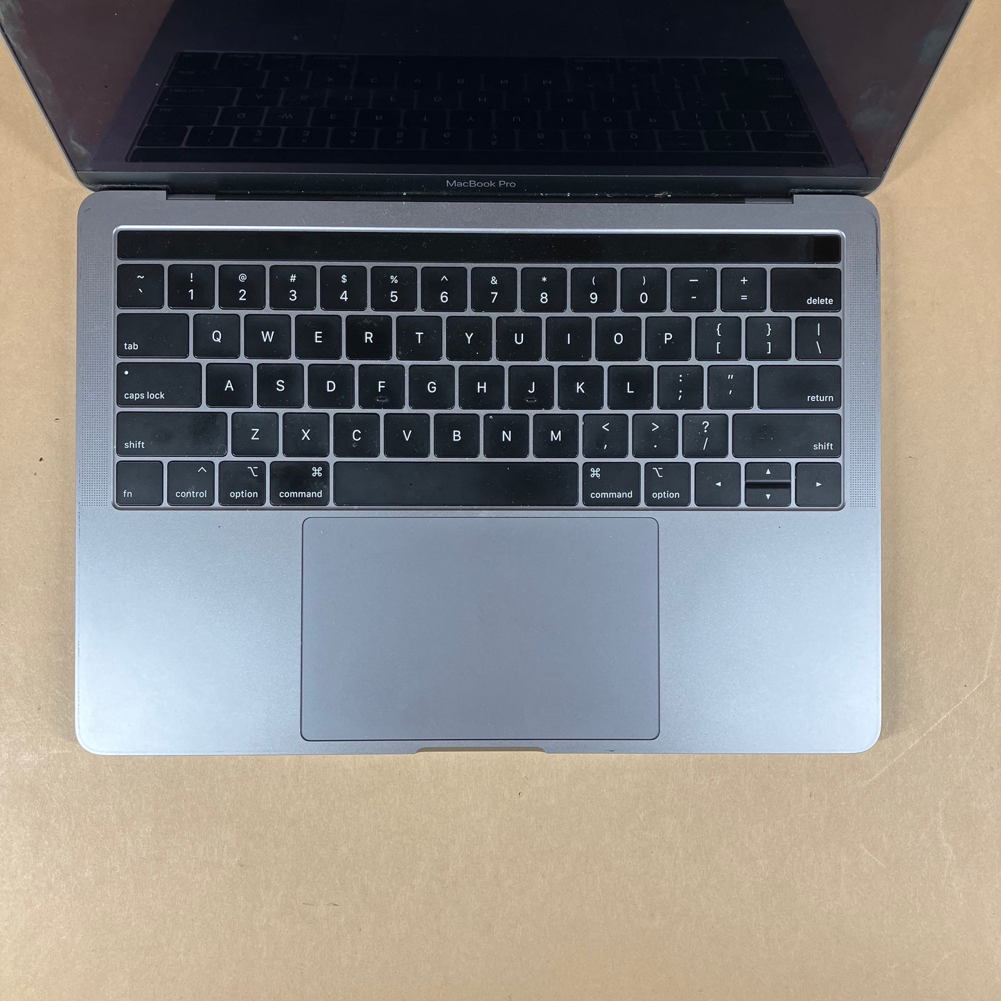 2018 Apple MacBook Air 13.3" i5 2.3GHz 8GB RAM 256GB SSD Space Gray A1989