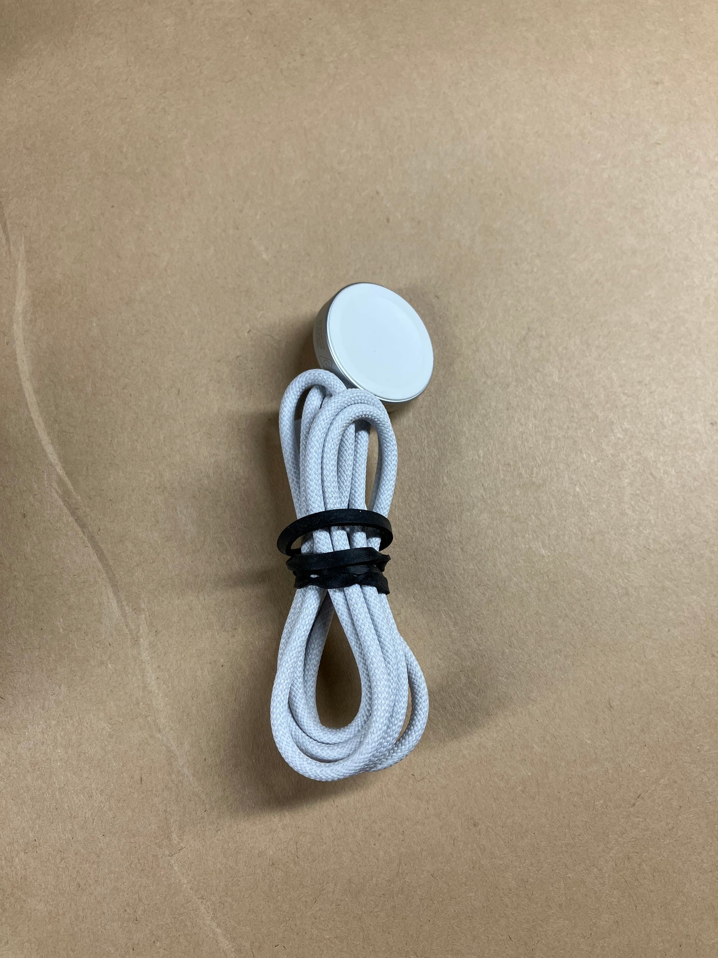 GPS Only Apple Watch Series 9 45MM Starlight Aluminum Starlight Sport Band A2980