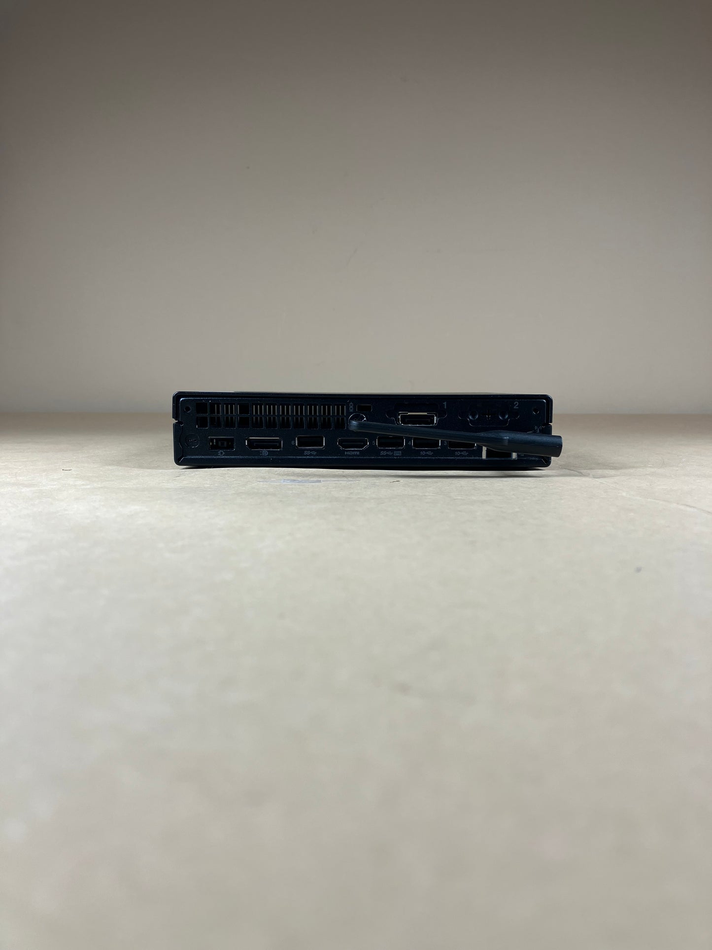 Lenovo ThinkCentre M80Q 11DN i5-10500T 2.3GHz 16GB RAM 256GB SSD