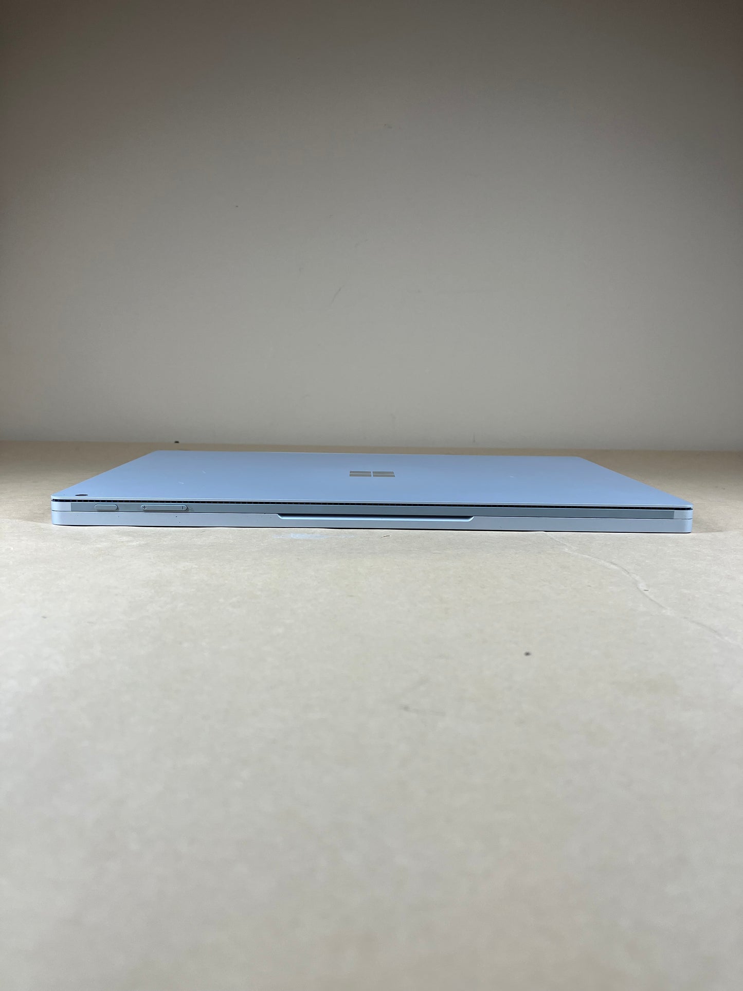 Microsoft Surface Book 2 1793 15" i7-8650U 16GB RAM 1TB SSD GeForce GTX 1060