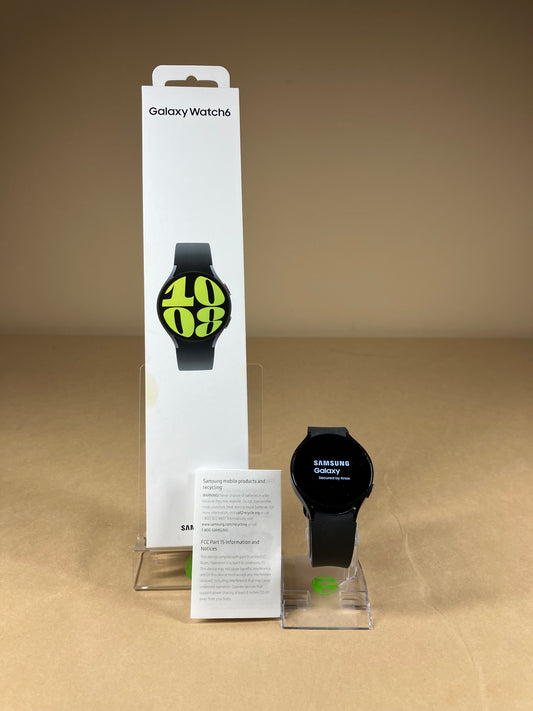 WiFi Only Samsung Galaxy Watch6 Aluminum Smartwatch SM-R945U