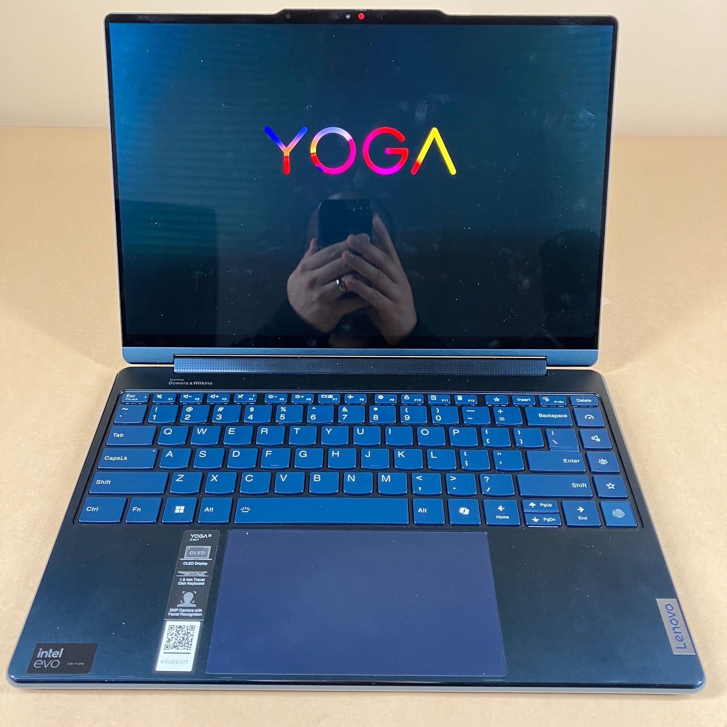 Lenovo Yoga 9 2-in-1 14IMH9 14" Core Ultra 7 155H 1.4GHz 16GB RAM 1TB SSD