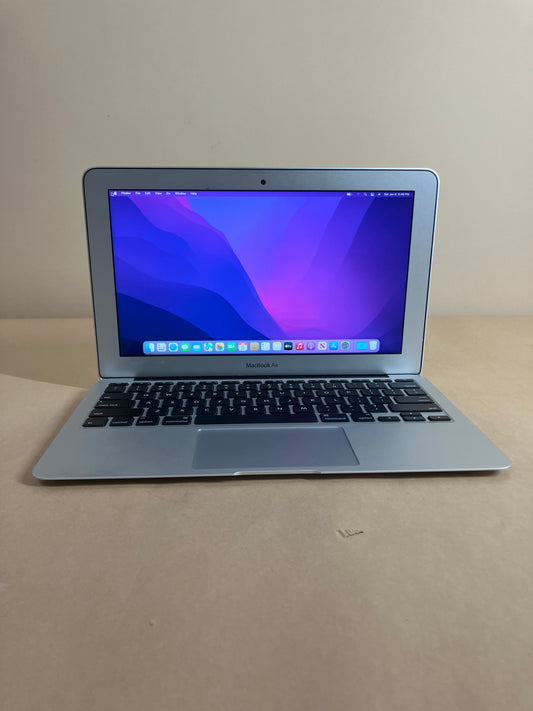 2015 Apple MacBook Air 11" i5 1.6GHz 4GB RAM 128GB SSD Silver A1465