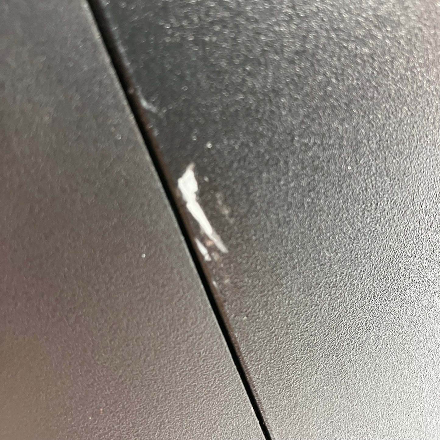 Lenovo ThinkStation P330 SFF Xeon E-2224G 3.40GHz 32GB RAM NO SSD NO OS