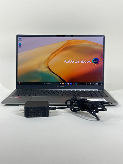 ASUS Zenbook 15 OLED UM3504D 15.6" Ryzen 7 7735U 2.7GHz 32GB RAM 1TB SSD