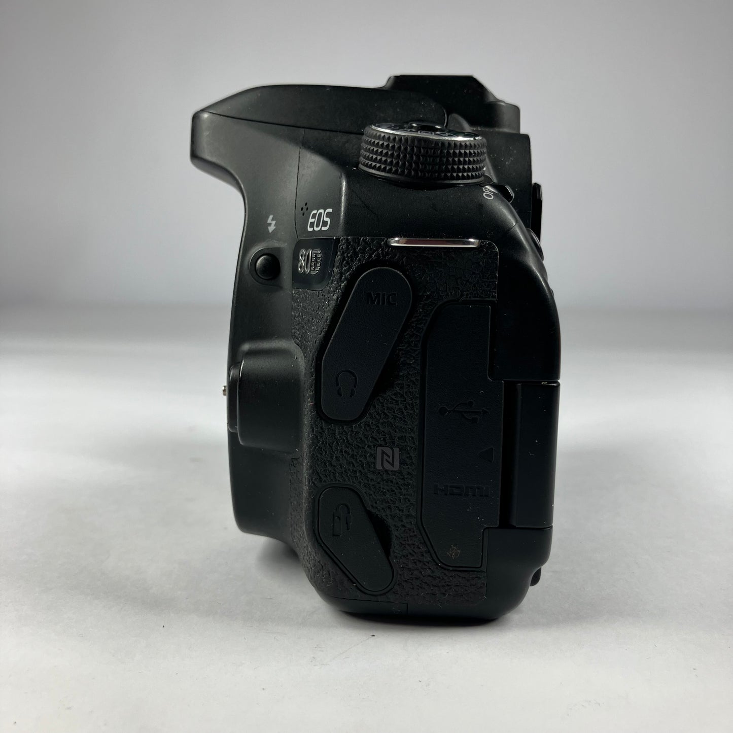 Canon EOS 80D 24.2MP Digital SLR DSLR Camera