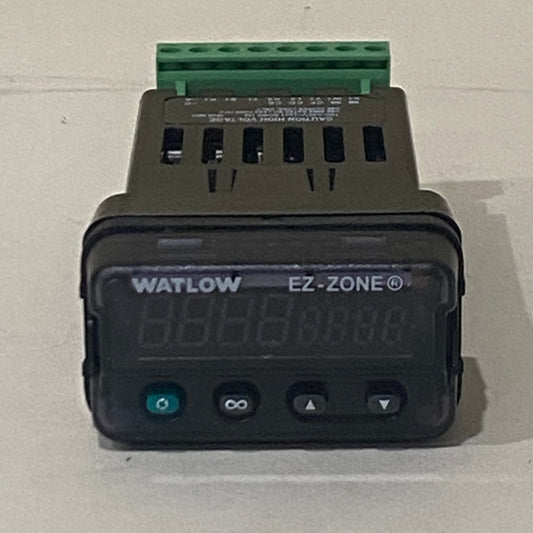 New Watlow Temperature Controller PM3T1CJ-AAAAAAA