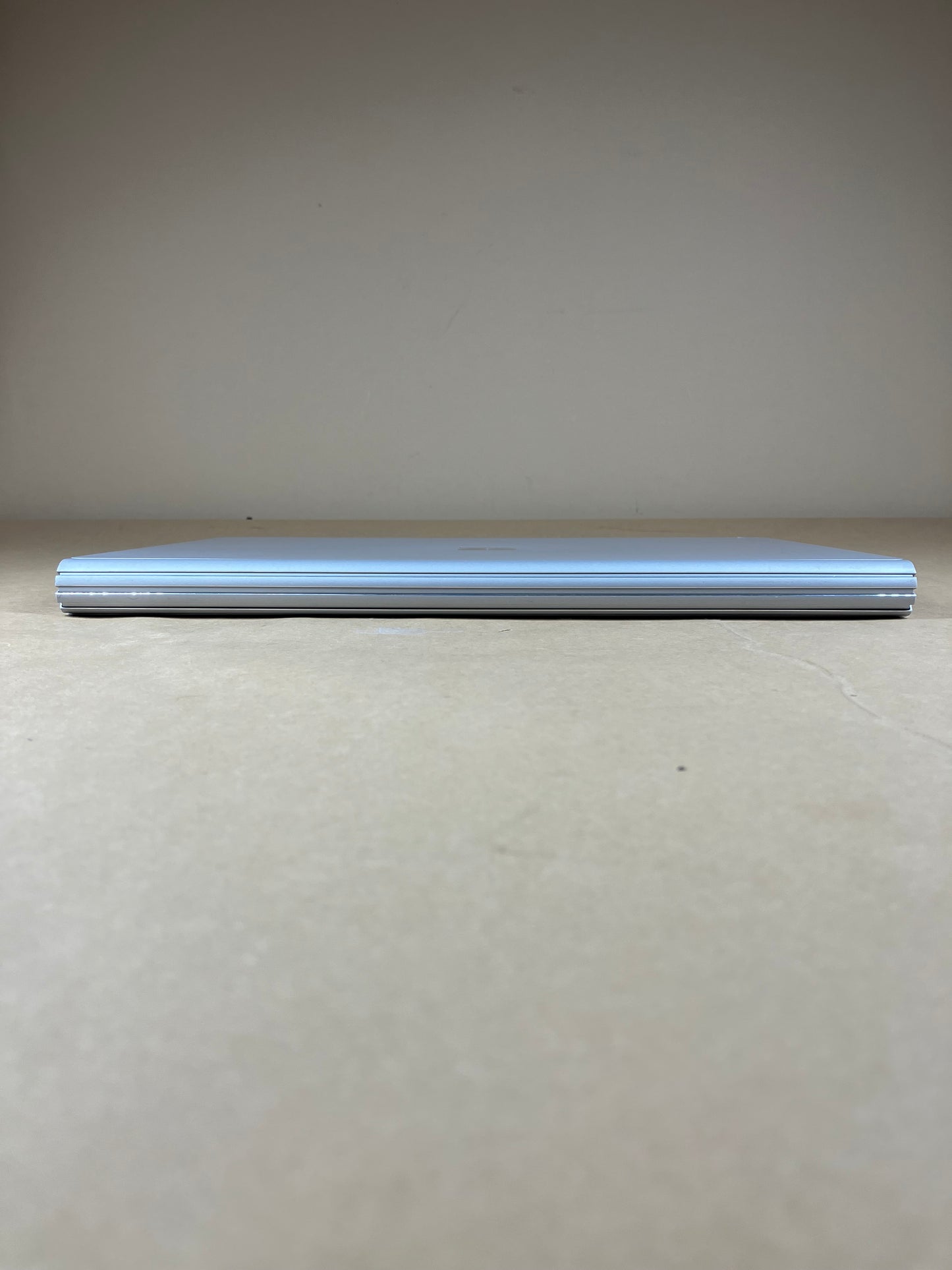 Microsoft Surface Book 2 1793 15" i7-8650U 16GB RAM 1TB SSD GeForce GTX 1060
