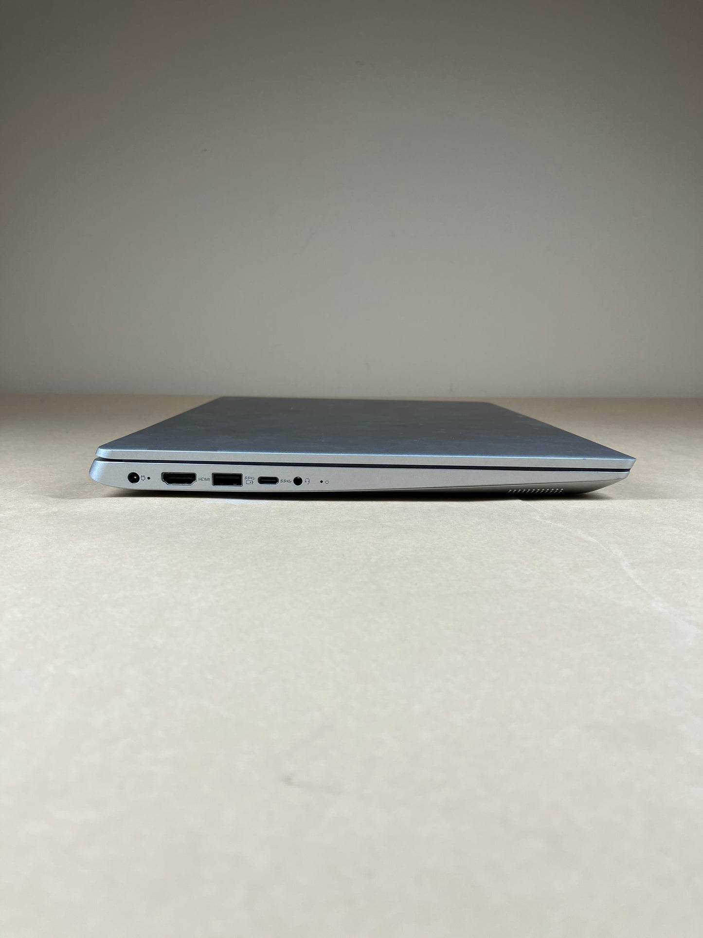 Lenovo IdeaPad 330S-15IKB 15.6" i5-8250U 1.8GHz 8GB RAM 128GB SSD