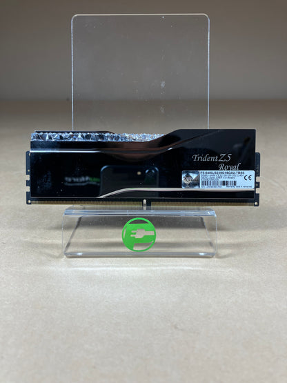 G.Skill Trident Z5 Royal 32GB (2x16GB) RAM DDR5 6400MHz F5-6400J3239G16GX2-TR5S
