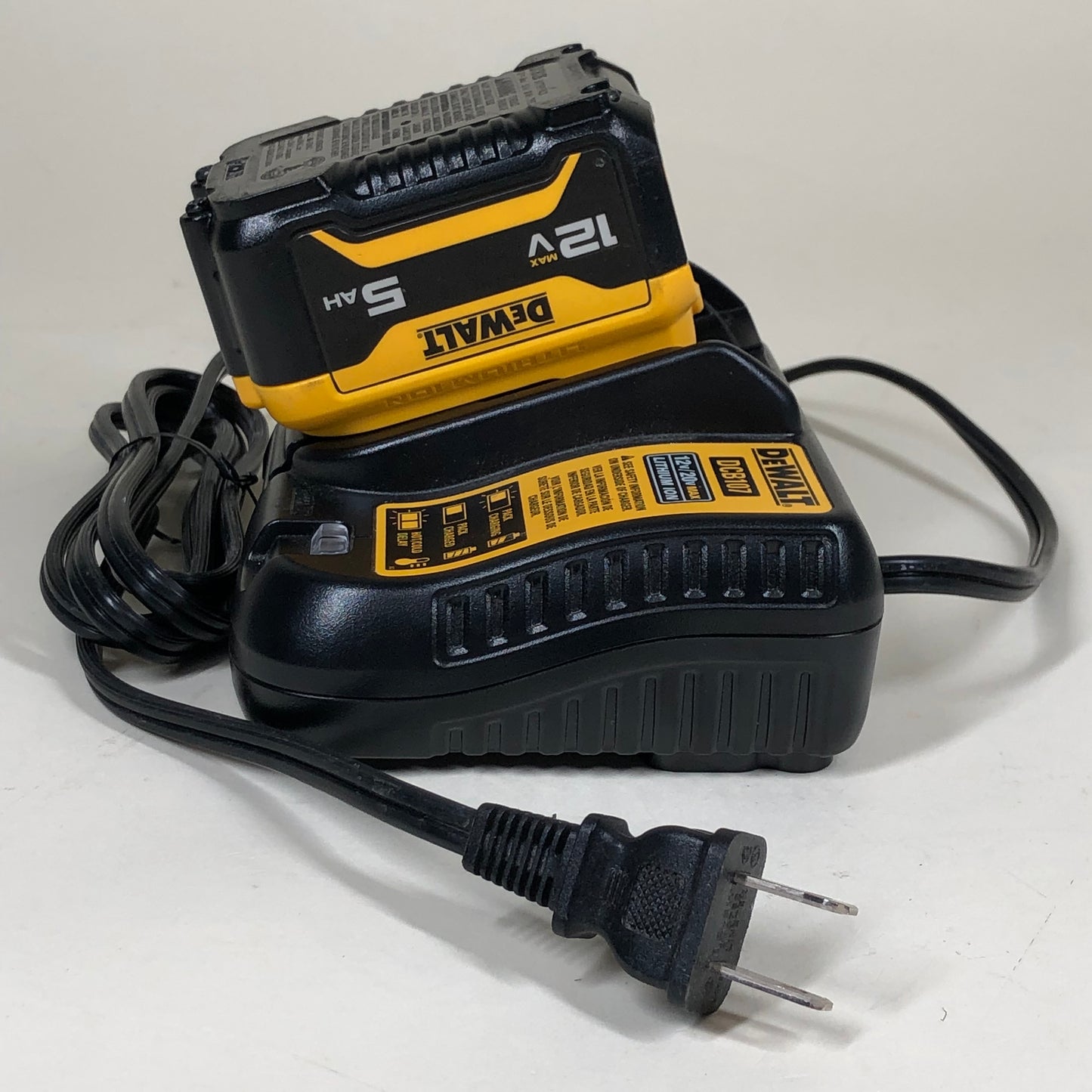 DeWalt DCB126 12V Max Lithium Ion Battery Pack with DCB107 Charger