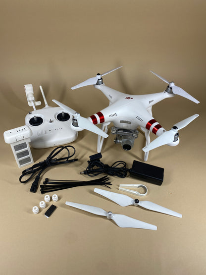 DJI Phantom 3 Standard 4K Quadcopter Camera Drone W321