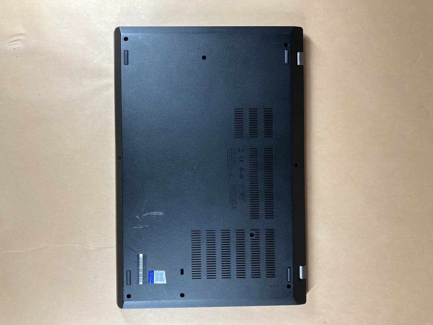Lenovo ThinkPad P15v Gen 1 15.6" Xeon W-10855M 32GB RAM 256GB SSD Quadro P620