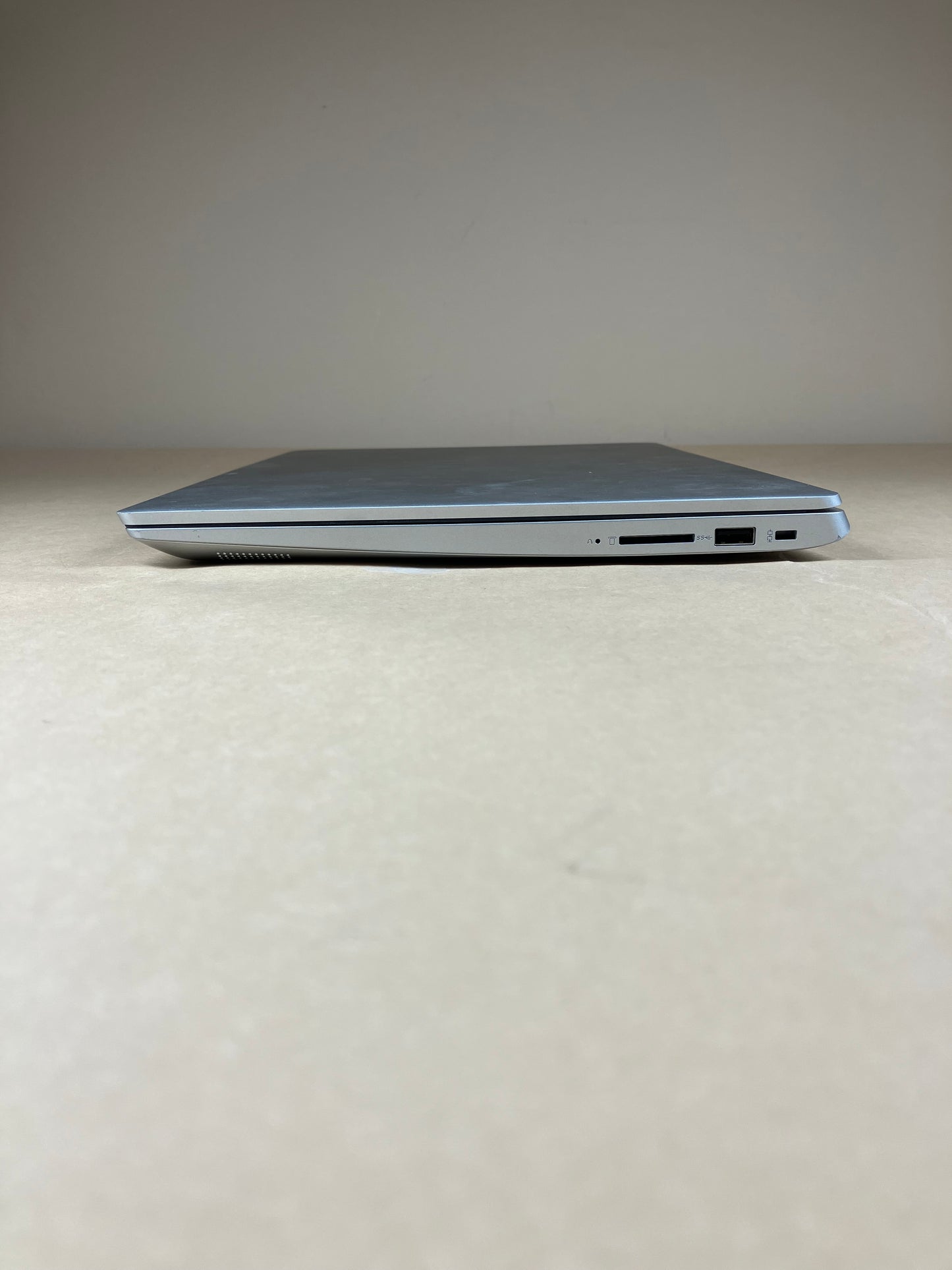 Lenovo IdeaPad 330S-15IKB 15.6" i5-8250U 1.8GHz 8GB RAM 128GB SSD