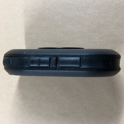 Motorola CLIP1010 Two-Way Radio with Motorola D840-16042100CF Multi-Unit Charger