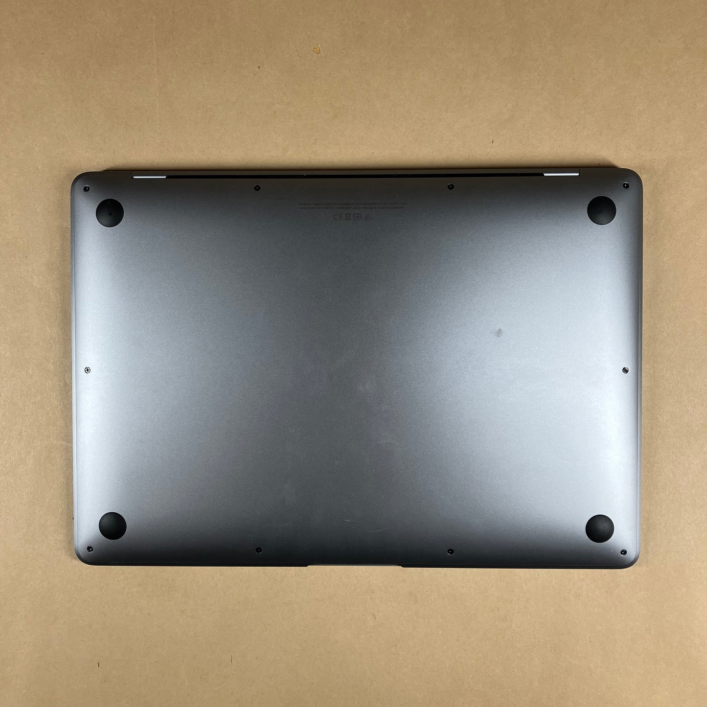 2020 Apple MacBook Air 13.3" M1 8 Core 3.2GHz 8GB RAM 256GB SSD MGN63LL/A