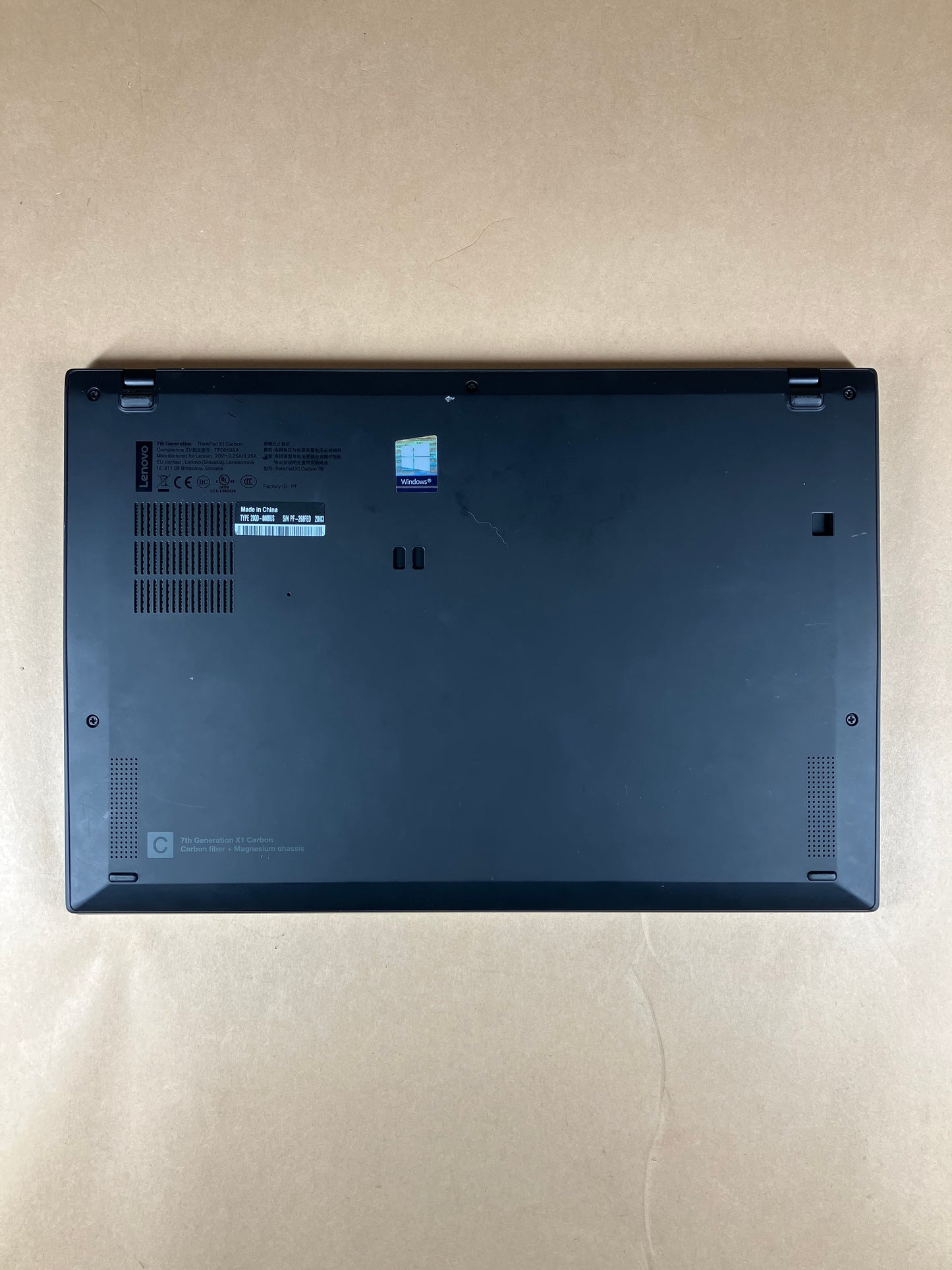 Lenovo ThinkPad X1 CARBON GEN 7 14" i5-8265U 1.6GHz 8GB RAM 256GB SSD