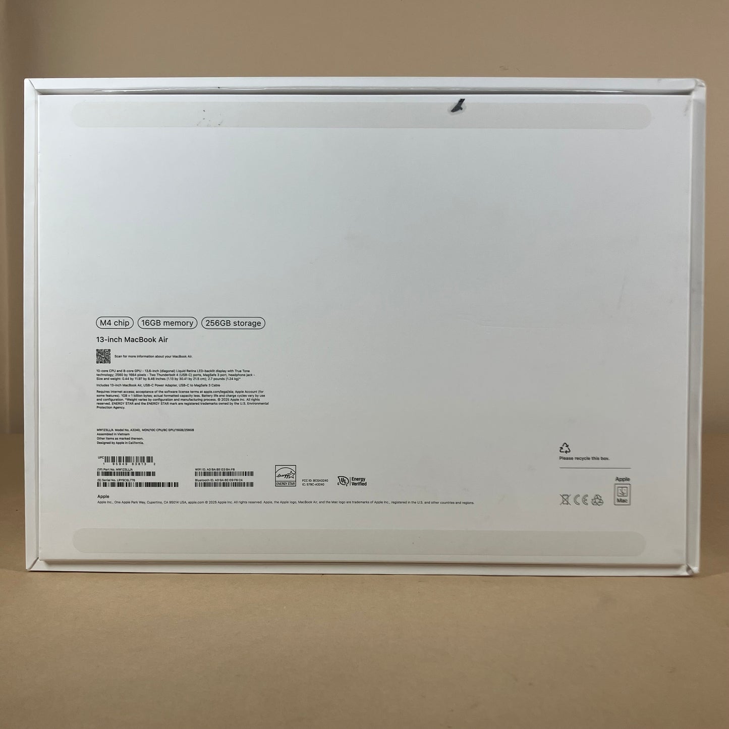 2025 Apple MacBook Air 14" M4 8C GPU 4.5GHz 16GB RAM 256GB SSD A3240