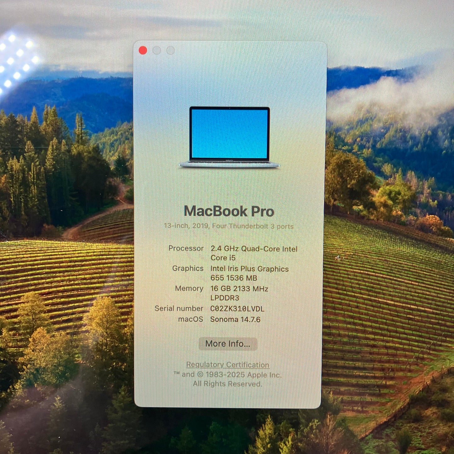 2019 Apple MacBook Air 13.3" i5 2.4GHz 16GB RAM 256GB SSD Space Gray