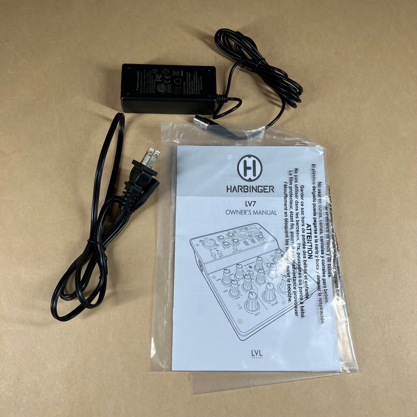 Harbinger LVL series 7-Channel Mixer With Bluetooth LV7