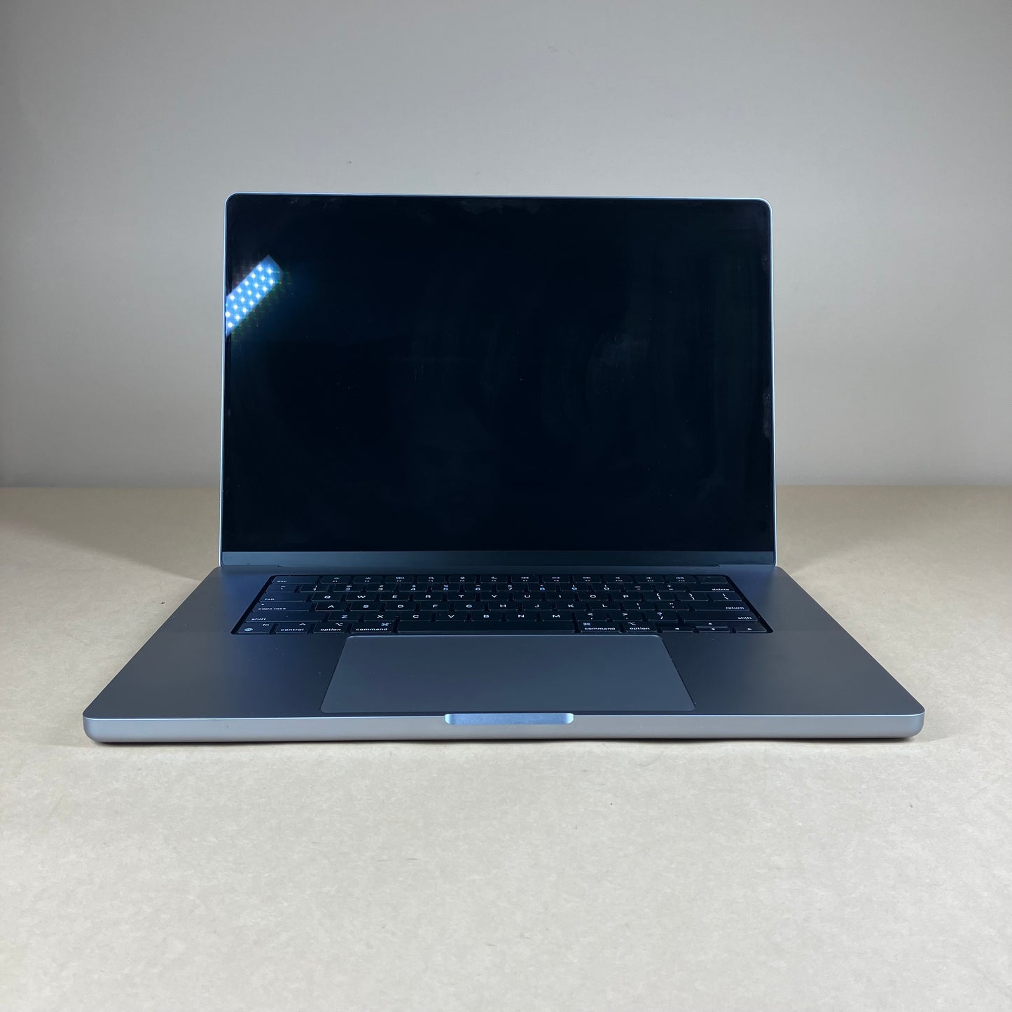 2023 Apple MacBook Pro 16" M2 Pro 19C GPU 3.5GHz 16GB RAM 512GB SSD A2780