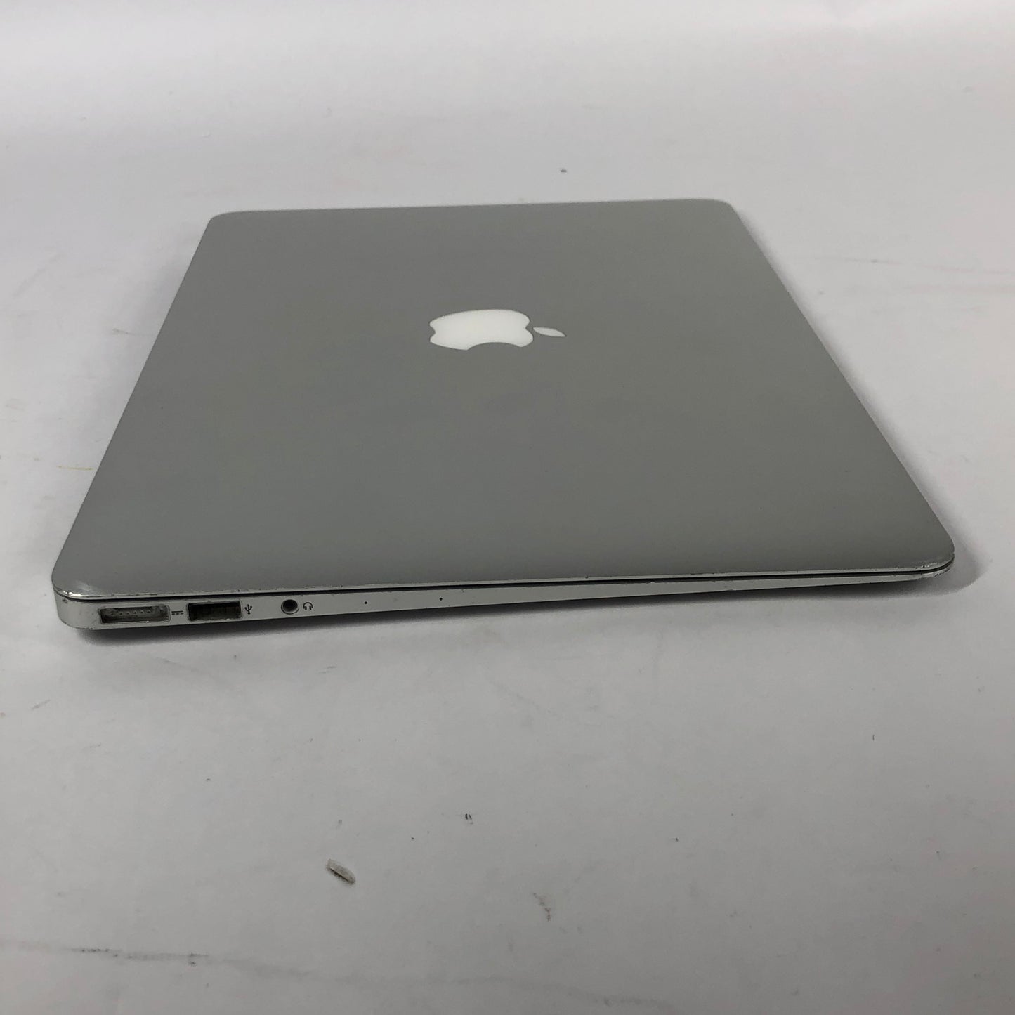 2017 Apple MacBook Air 13.3" i5 1.8GHz 8GB RAM 128GB SSD Silver A1466