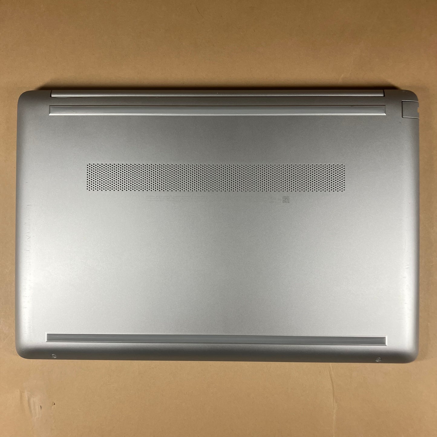 HP NoteBook 15-DW0023CL 15.6" i3-8145U 2.3GHz 4GB RAM 128GB SSD