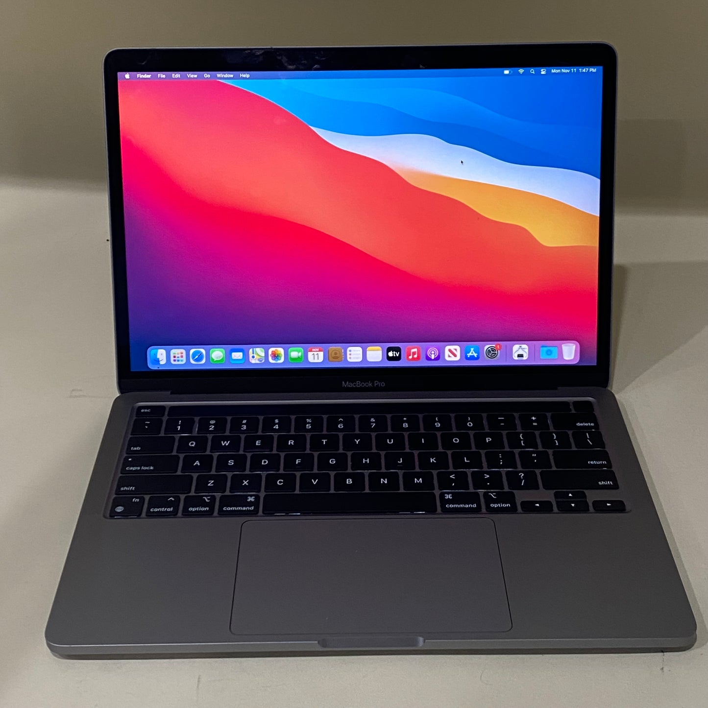 2020 Apple MacBook Pro 13" M1 3.2GHz 8GB RAM 256GB SSD Silver A2338