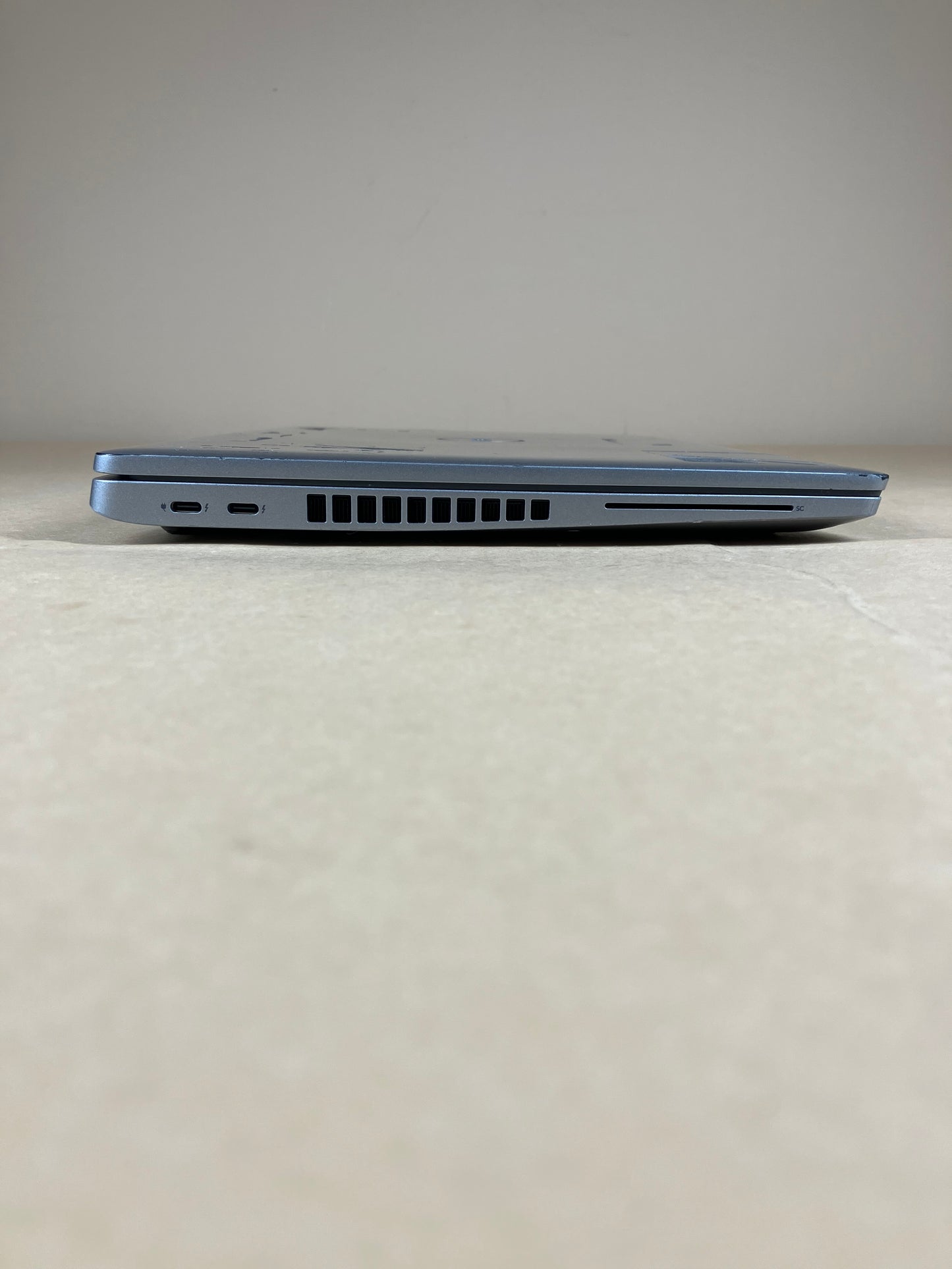 Dell Latitude 5520 15.6" i5-1145G7 2.6GHz 8GB RAM 256GB SSD WIN 11