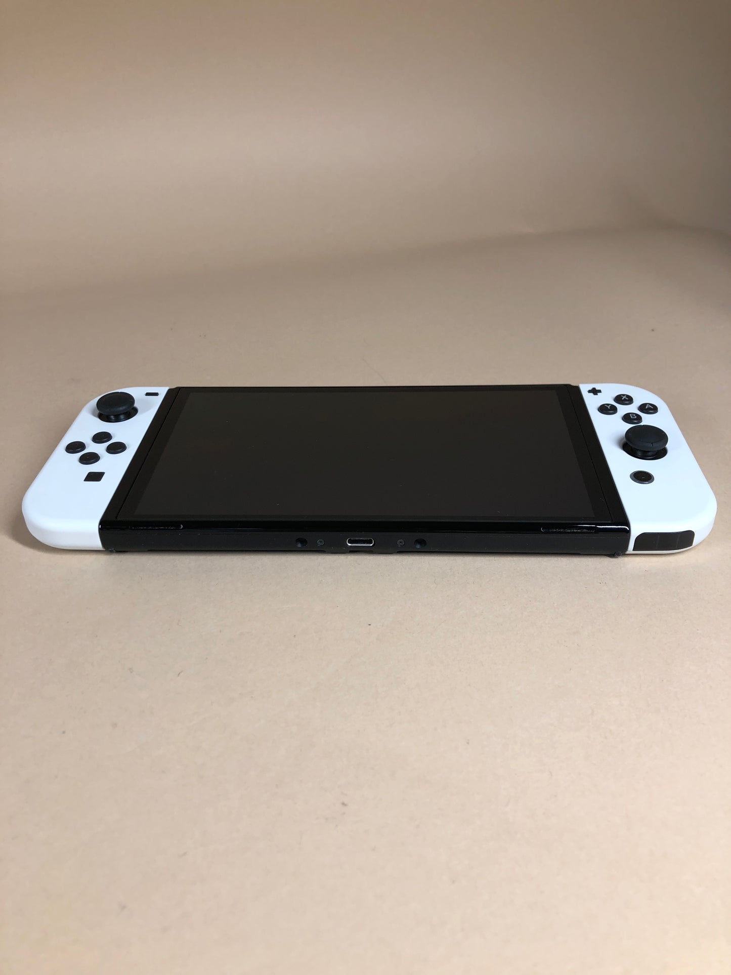 Nintendo Switch OLED Video Game Console HEG-001 Black/White