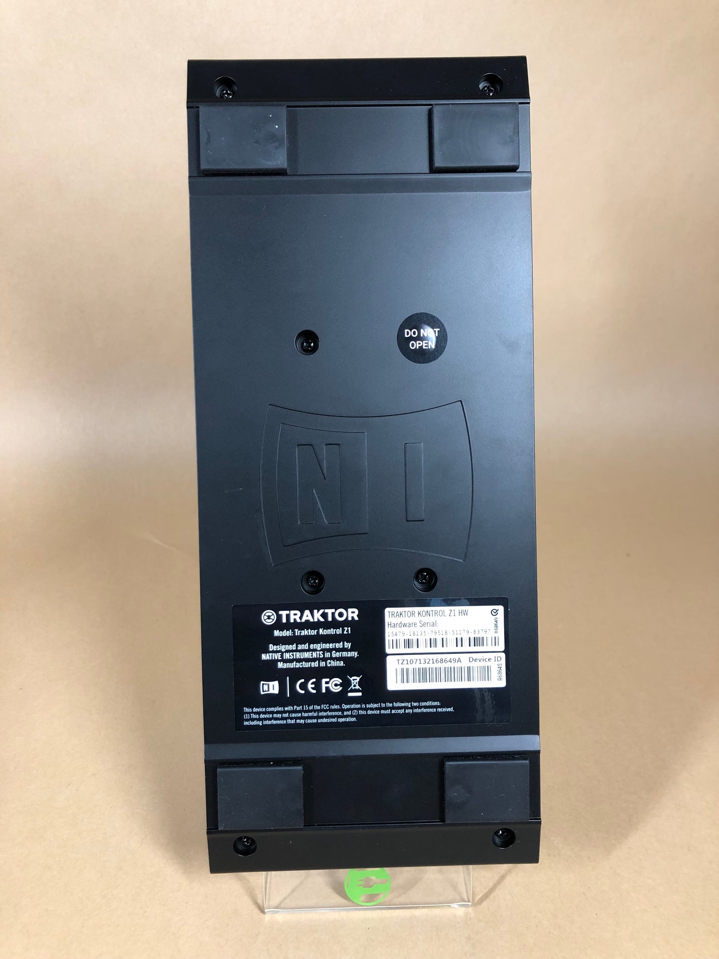 Traktor Kontrol X1 Mk2 and Kontrol Z1 DJ Controller B68649