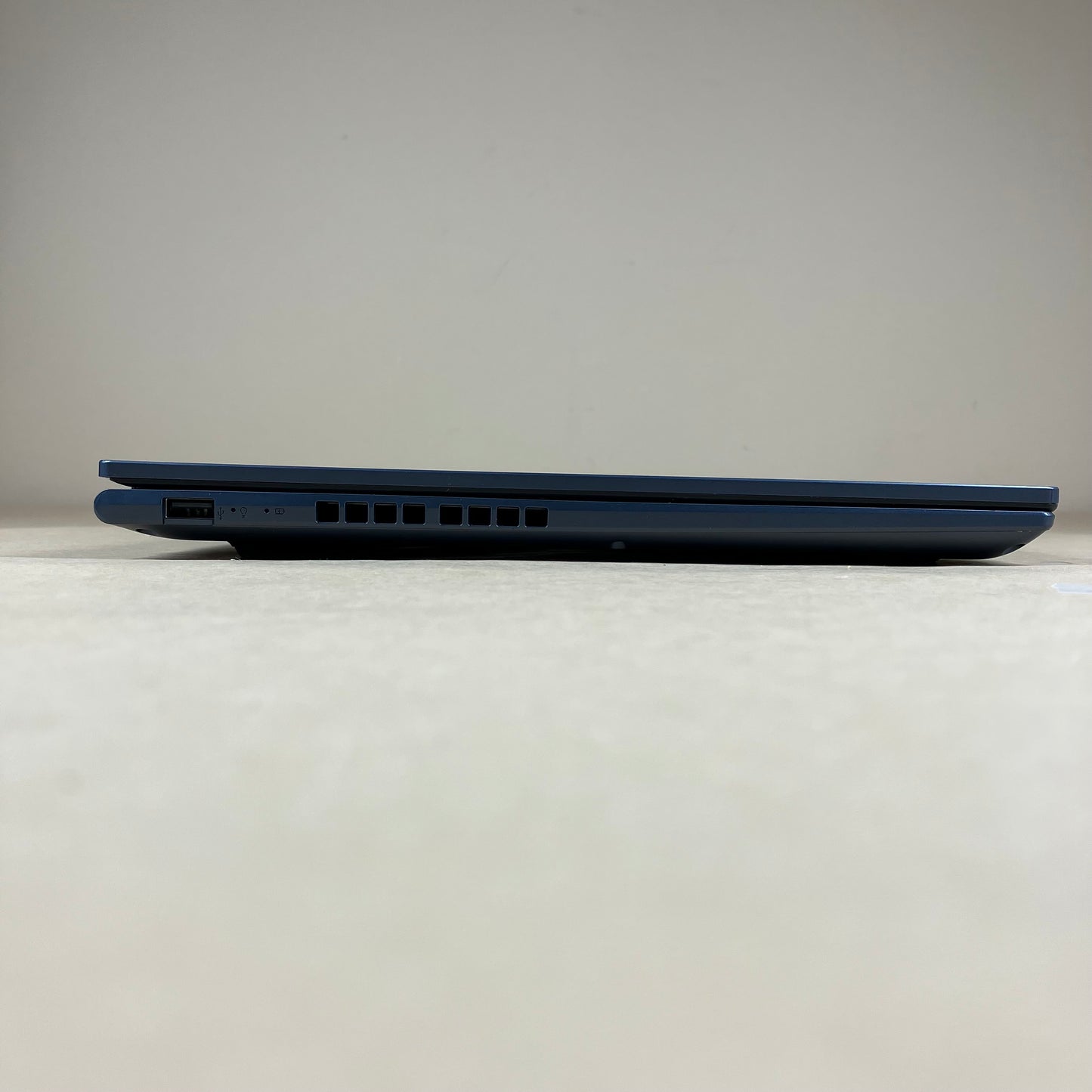 Asus Vivobook 16X M1603Q 16" Ryzen 7 5800HS 2.8GHz 12GB RAM 512GB SSD