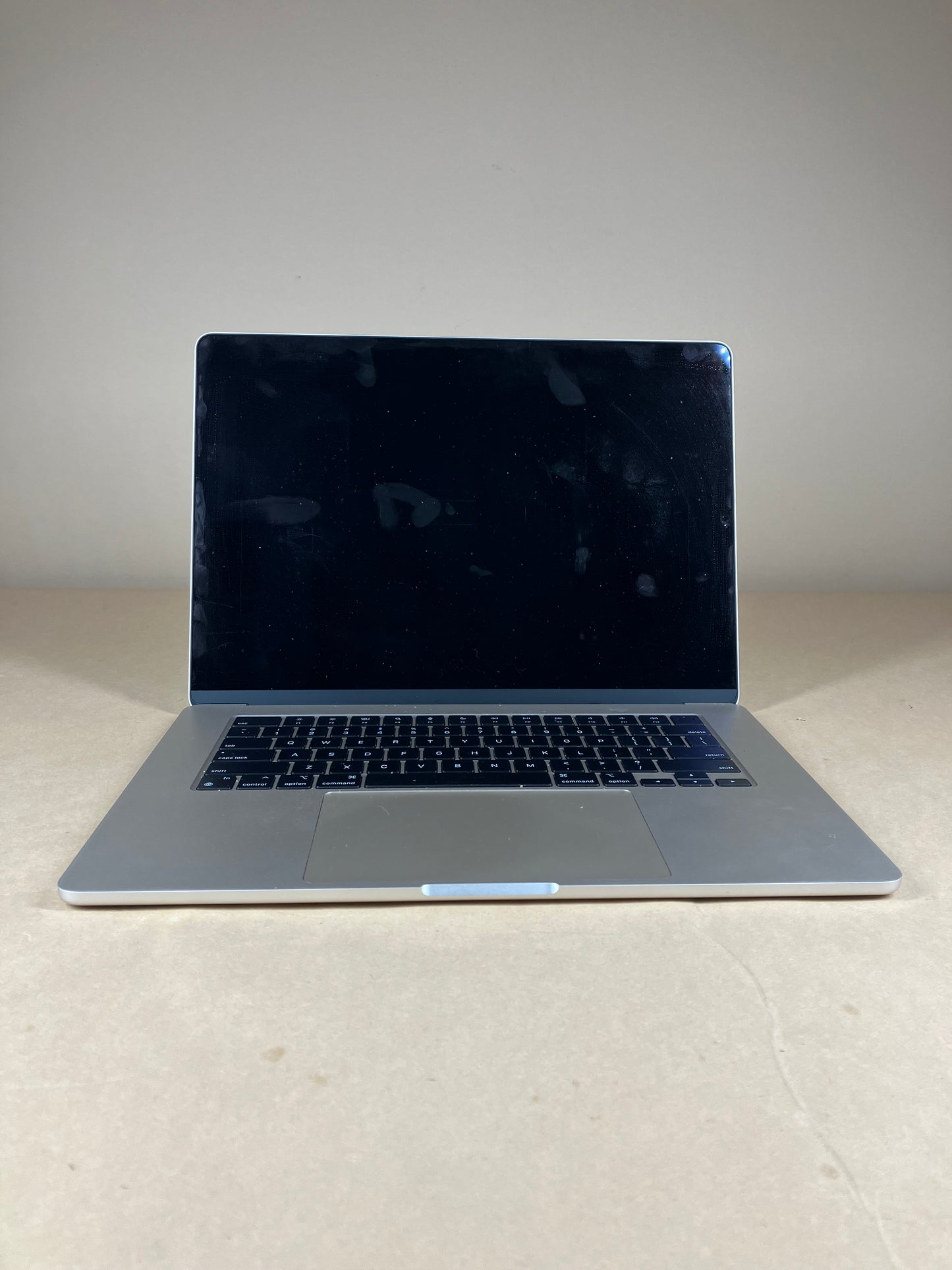 2023 Apple MacBook Air 15" M2 10C GPU 3.5GHz 8GB RAM 512GB SSD MQKV3LL/A