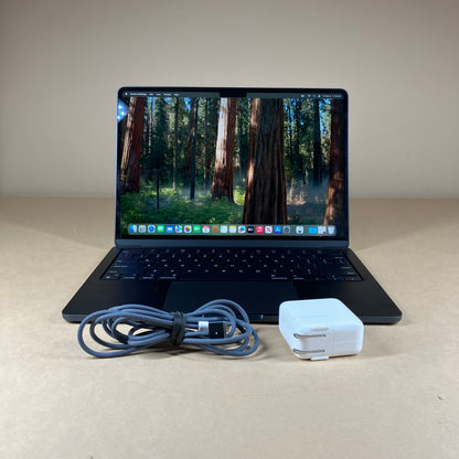 2024 Apple MacBook Air 13.6" M3 8C GPU 16GB RAM 256GB SSD A3113 With AppleCare+