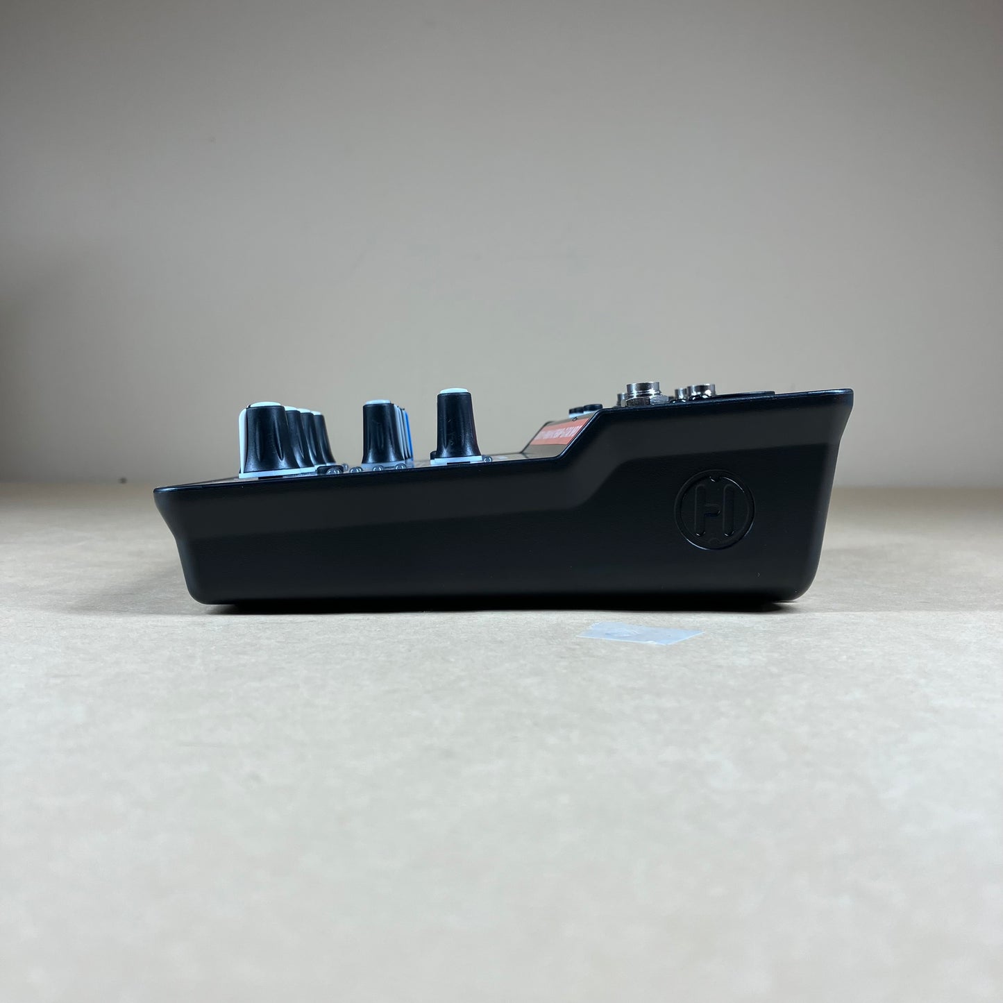 Harbinger LVL series 7-Channel Mixer With Bluetooth LV7