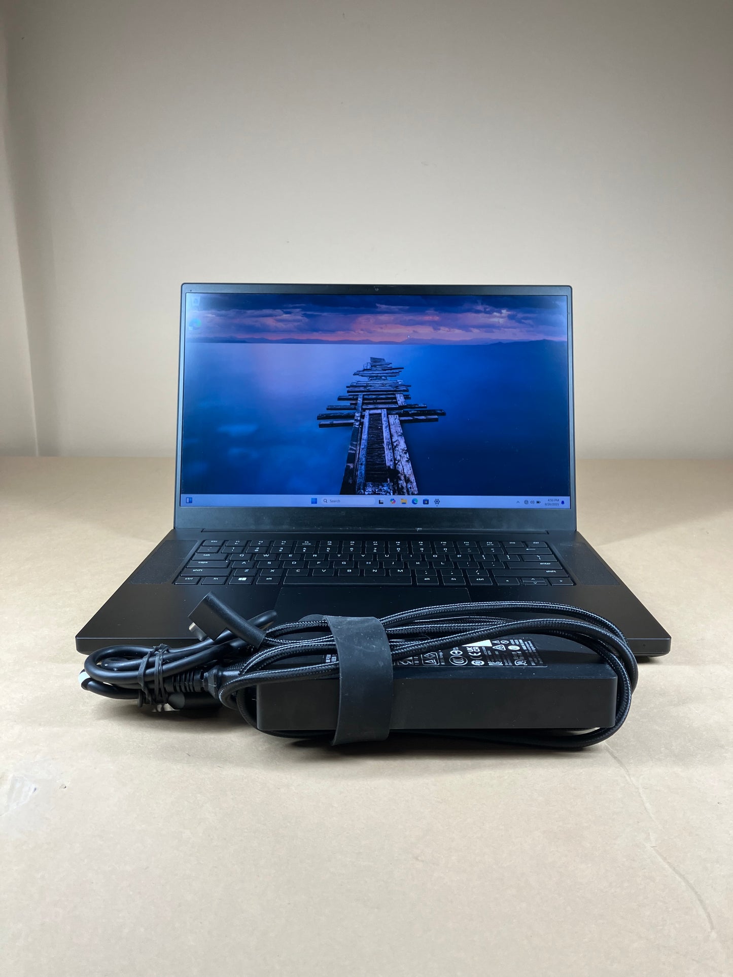 Razer Blade 15 RZ09-0369AE22 15.6" i7-10750H 16GB RAM 512GB SSD GeForce RTX 3060