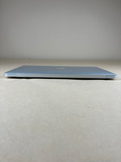 2020 Apple MacBook Air 13.3" M1 7C GPU 3.2GHz 8GB RAM 256GB SSD A2337