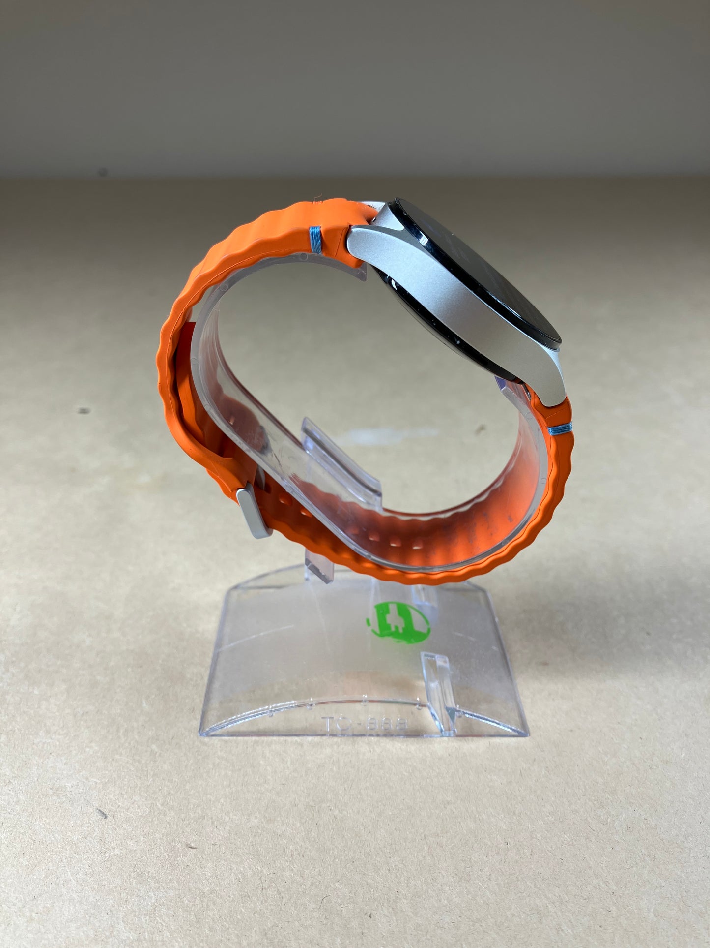 WiFi Only Samsung Galaxy Watch7 Aluminum Smartwatch SM-L300
