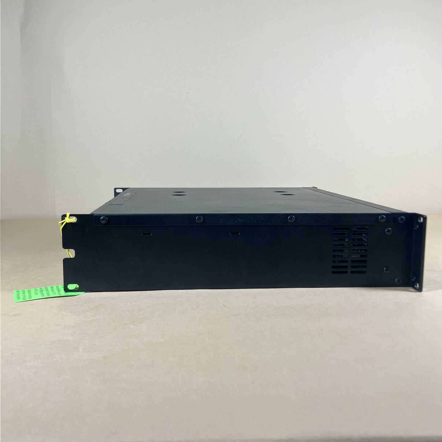 QSC 1200W Professional Power Amplifier CMX 800Va Black