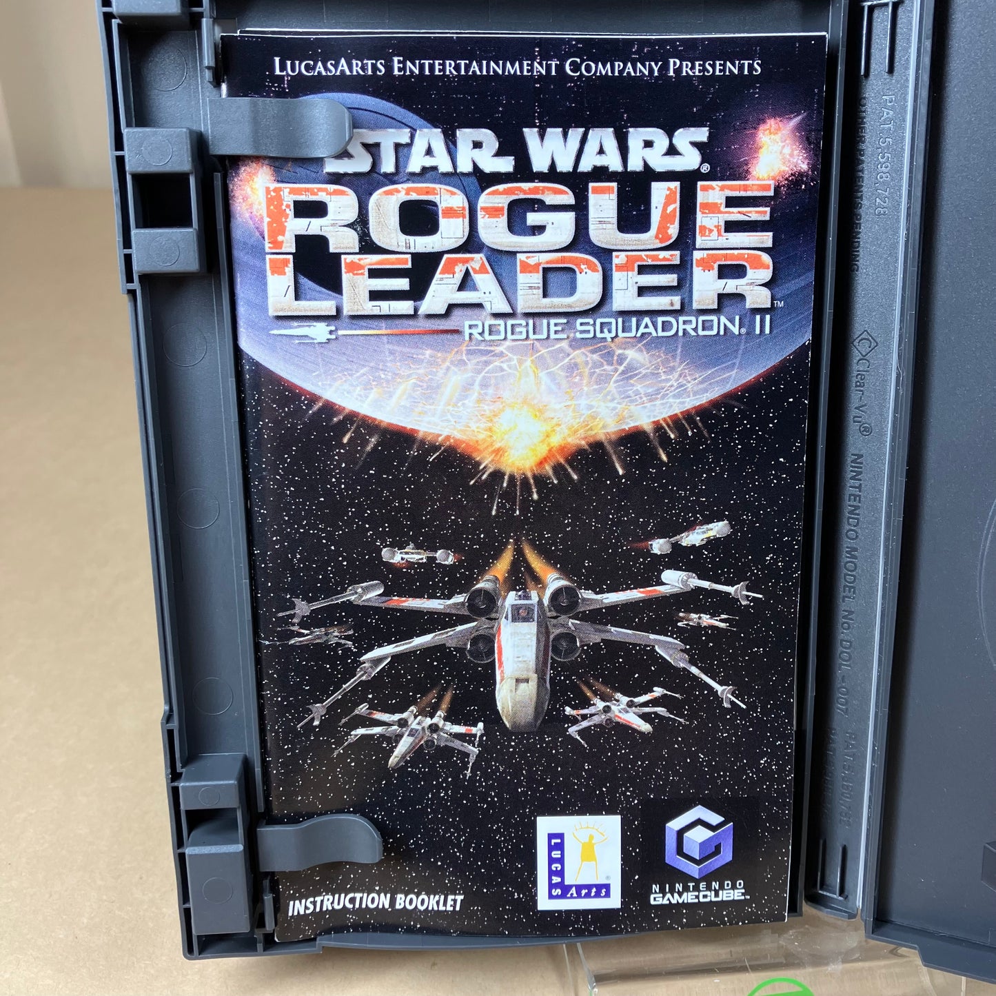 Star Wars Rogue Leader (Nintendo GameCube, 2001) CIB with Reg Card